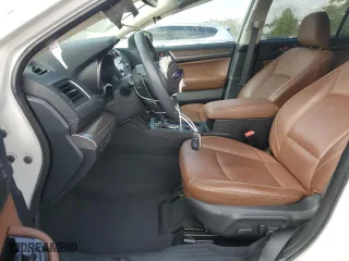 2018 Subaru Outback Touring with VIN 4S4BSATC2J3314291, listed as a Copart auction lot 46921185 with 77,393 mi miles and Salvage Title. Bid and sale history available at carsss.com. Image 7.
