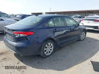 2020 Toyota Corolla LE with VIN JTDEPRAE7LJ000141, listed as a IAAI auction lot 41555971 with 19,386 mi miles. Bid and sale history available at carsss.com. Image 4.
