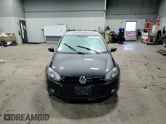 2013 Volkswagen Golf TDI z VIN WVWDM7AJ2DW060077, wystawiony jako Copart lot #88117585 z przebiegiem 150 098 mil mil oraz Szkoda całkowita • Salvage title. Historia ofert i sprzedaży dostępna na DreamBid. Obrazek 11.