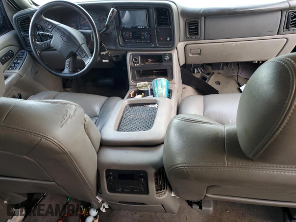 2005 Chevrolet Avalanche Z71 with VIN 3GNEK12Z75G245891, listed as a Copart auction lot 73457764 with 211,255 mi miles and Salvage Title. Bid and sale history available at carsss.com. Image 8.
