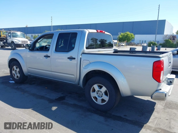 2007 Nissan Frontier SE with VIN 1N6AD07UX7C427340, listed as a IAAI auction lot 42664098 with 211,396 mi miles and . Bid and sale history available at DreamBid. Image 3.