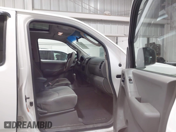 2005 Nissan Frontier LE with VIN 1N6AD07W95C405781, listed as a IAAI auction lot 41782375 with 174,910 mi miles and . Bid and sale history available at DreamBid. Image 5.