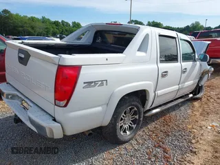 2005 Chevrolet Avalanche LS z VIN 3GNEK12Z25G284906, wystawiony jako IAAI lot #42289851 z przebiegiem 242 793 mil mil oraz . Historia ofert i sprzedaży dostępna na DreamBid. Obrazek 4.