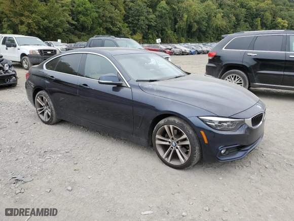 2019 BMW 4 Series 430i xDrive with VIN WBA4J3C51KBL08337, listed as a Copart auction lot 68865884 with 53,726 mi miles and Salvage Title. Bid and sale history available at carsss.com. Image 4.