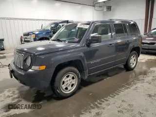 2016 Jeep Patriot Sport z VIN 1C4NJRBB7GD535528, wystawiony jako Copart lot #56628325 z przebiegiem 122 278 mil mil oraz Szkoda całkowita • Salvage title. Historia ofert i sprzedaży dostępna na DreamBid. Obrazek 1.