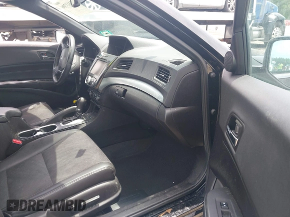 2016 Acura ILX Premium with VIN 19UDE2F87GA011966, listed as a IAAI auction lot 42313706 with 132,633 mi miles and . Bid and sale history available at DreamBid. Image 5.