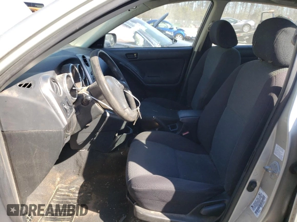 2003 Toyota Matrix Std with VIN 2T1KR32E13C090715, listed as a Copart auction lot 46112525 with 184,186 mi miles and Salvage Title. Bid and sale history available at DreamBid. Image 7.