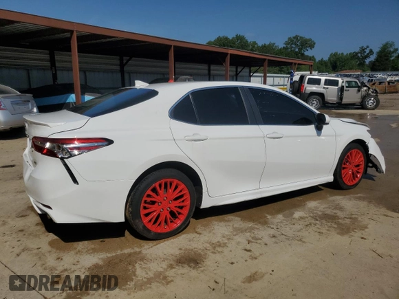 2019 Toyota Camry LE with VIN 4T1B11HK4KU718014, listed as a Copart auction lot 50879965 with 87,707 mi miles and Clean Title. Bid and sale history available at carsss.com. Image 3.