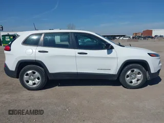 2017 Jeep Cherokee Sport with VIN 1C4PJMAB1HW668725, listed as a IAAI auction lot 41589425 with 185,316 mi miles. Bid and sale history available at carsss.com. Image 13.