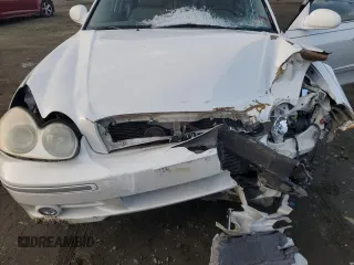 2003 Hyundai Sonata GLS with VIN KMHWF35HX3A756776, listed as a Copart auction lot 86134954 with 100,605 mi miles and Salvage Title. Bid and sale history available at carsss.com. Image 12.