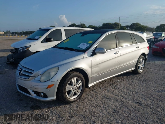 2008 Mercedes-Benz R-Class 3.5L with VIN 4JGCB56E48A073428, listed as a IAAI auction lot 41398278 with 125,922 mi miles. Bid and sale history available at carsss.com. Image 2.