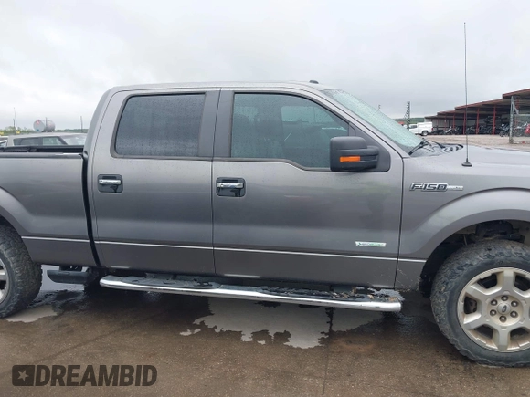 2014 Ford F-150 XL with VIN 1FTFW1ET1EKF46528, listed as a IAAI auction lot 41892142 with 171,642 mi miles and . Bid and sale history available at carsss.com. Image 13.
