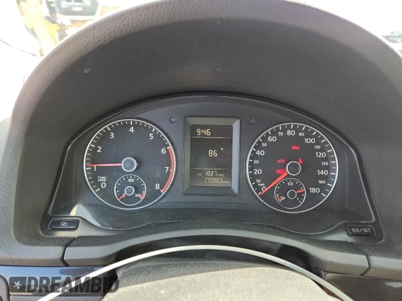 2010 Volkswagen Jetta Wolfsburg Edition with VIN 3VWRJ7AJ5AM046732, listed as a Copart auction lot 62901815 with 175,863 mi miles and Salvage title. Bid and sale history available at DreamBid. Image 9.