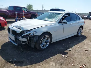 2015 BMW 5 Series 528i xDrive with VIN WBA5A7C58FD626221, listed as a IAAI auction lot 41984654 with 157,578 mi miles and . Bid and sale history available at carsss.com. Image 17.