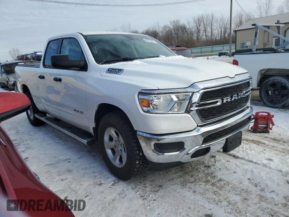 2019 Ram 1500 Tradesman z VIN 1C6SRFCT4KN552279, wystawiony jako Copart lot #88733245 z przebiegiem 28 561 mil mil oraz Szkoda całkowita • Salvage title. Historia ofert i sprzedaży dostępna na DreamBid. Obrazek 4.