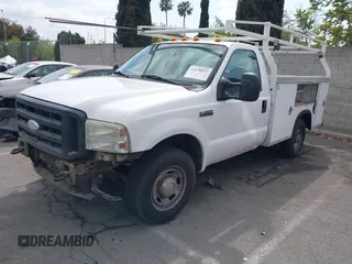 2007 Ford F-350 XL with VIN 1FDSF34517EA59162, listed as a IAAI auction lot 42078537 with 145,794 mi miles and . Bid and sale history available at DreamBid. Image 20.