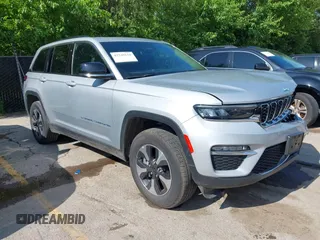 2024 Jeep Grand Cherokee с VIN 1C4RJYB67R8516567, выставлен на аукционе IAAI как лот 42549116 с пробегом 43 307 миль миль и . История ставок и продаж доступна на DreamBid. Изображение 1.