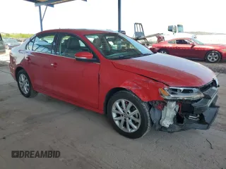 2013 Volkswagen Jetta SE with VIN 3VWDP7AJ2DM439326, listed as a Copart auction lot 62714545 with 100,806 mi miles and Salvage title. Bid and sale history available at DreamBid. Image 4.