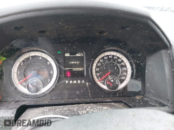 2016 Ram 1500 Express z VIN 3C6RR6KT1GG228318, wystawiony jako IAAI lot #41380007 z przebiegiem 140 209 mil mil oraz . Historia ofert i sprzedaży dostępna na DreamBid. Obrazek 7.