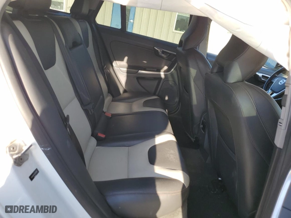 2016 Volvo V60 Cross Country T5 with VIN YV4612HK0G1006181, listed as a Copart auction lot 82689074 with 98,049 mi miles and Salvage Title. Bid and sale history available at carsss.com. Image 11.