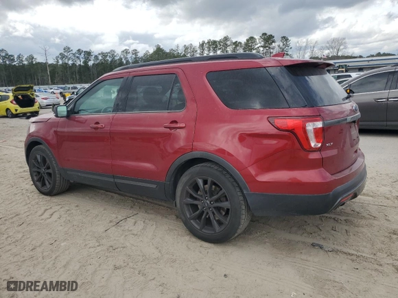2017 Ford Explorer XLT with VIN 1FM5K7D89HGD36172, listed as a Copart auction lot 47600625 with 111,884 mi miles and Clean Title. Bid and sale history available at carsss.com. Image 2.