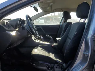 2013 Mazda 3 i Touring z VIN JM1BL1LP7D1841036, wystawiony jako Copart lot #53365045 z przebiegiem 166 539 mil mil oraz Szkoda całkowita • Salvage title. Historia ofert i sprzedaży dostępna na DreamBid. Obrazek 7.