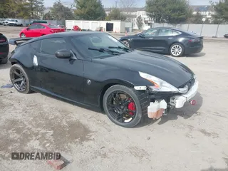 2013 Nissan 370Z with VIN JN1AZ4EH6DM380916, listed as a IAAI auction lot 41625568 with 39,627 mi miles. Bid and sale history available at carsss.com. Image 1.