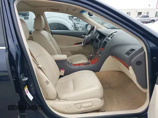 2010 Lexus ES 330 z VIN JTHBK1EG4A2405717, wystawiony jako IAAI lot #42329195 z przebiegiem 118 157 mil mil oraz . Historia ofert i sprzedaży dostępna na DreamBid. Obrazek 5.