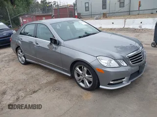 2013 Mercedes-Benz E 350 Luxury with VIN WDDHF5KB7DA700004, listed as a IAAI auction lot 42174241 with 146,541 mi miles and . Bid and sale history available at DreamBid. Image 1.