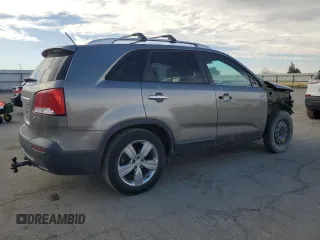 2012 Kia Sorento EX with VIN 5XYKU4A21CG235378, listed as a Copart auction lot 45337595 with 146,376 mi miles and Salvage Title. Bid and sale history available at carsss.com. Image 3.