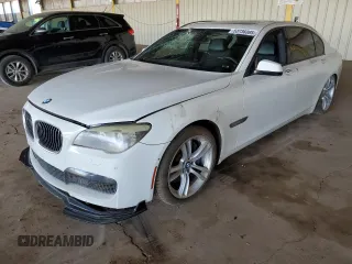 2012 BMW 7 Series 750Li z VIN WBAKB8C59CC852419, wystawiony jako Copart lot #53736305 z przebiegiem 150 224 mil mil oraz Szkoda całkowita • Salvage title. Historia ofert i sprzedaży dostępna na DreamBid. Obrazek 1.