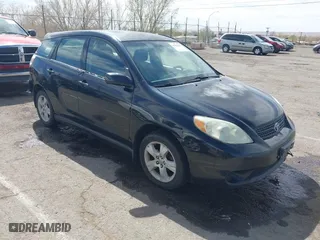 2005 Toyota Matrix STD with VIN 2T1KR32E25C892158, listed as a IAAI auction lot 41826022 with 299,999 mi miles. Bid and sale history available at carsss.com. Image 1.