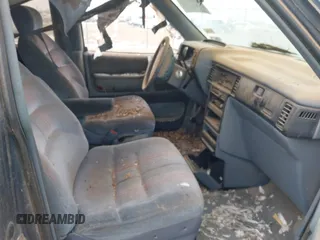 1991 Dodge Grand Caravan with VIN 1B4GK54R4MX558183, listed as a IAAI auction lot 41604086 with 210,400 mi miles and . Bid and sale history available at DreamBid. Image 5.