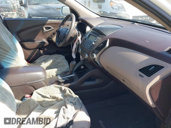 2015 Hyundai Tucson GLS with VIN KM8JT3AF9FU011348, listed as a IAAI auction lot 41860519 with 68,629 mi miles and . Bid and sale history available at DreamBid. Image 5.