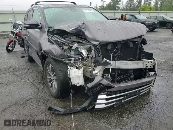 2017 Toyota Highlander XLE z VIN 5TDJZRFH0HS473742, wystawiony jako Copart lot #57229765 z przebiegiem 81 014 mil mil oraz Szkoda całkowita • Salvage title. Historia ofert i sprzedaży dostępna na DreamBid. Obrazek 14.