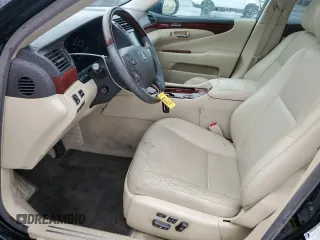 2011 Lexus LS 460 z VIN JTHBL5EF3B5103427, wystawiony jako Copart lot #47878475 z przebiegiem 72 292 mil mil oraz Szkoda całkowita • Salvage title. Historia ofert i sprzedaży dostępna na DreamBid. Obrazek 7.