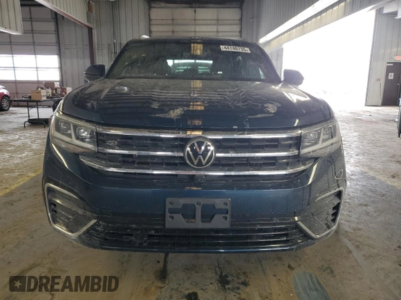 2022 Volkswagen Atlas SEL Premium R-Line with VIN 1V2FE2CA2NC208252, listed as a Copart auction lot 44740735 with Not provided miles and Salvage title. Bid and sale history available at DreamBid. Image 5.