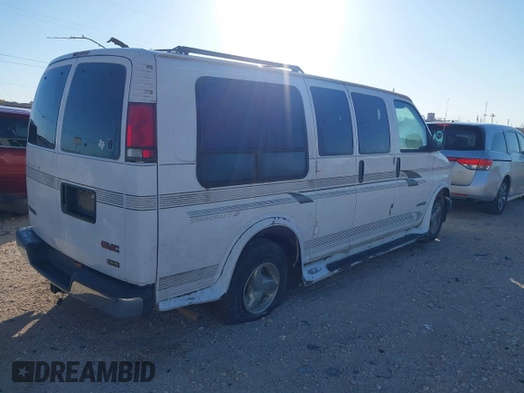 1998 GMC Savana Cargo Van YF7 with VIN 1GDFG15R3W1106752, listed as a IAAI auction lot 41728371 with 272,766 mi miles. Bid and sale history available at carsss.com. Image 4.