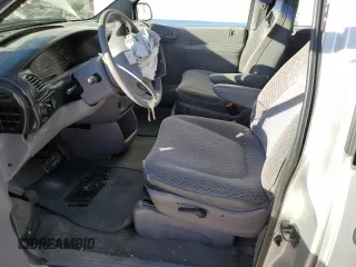 2000 Plymouth Voyager z VIN 2P4FP25B3YR572611, wystawiony jako Copart lot #47240295 z przebiegiem 166 525 mil mil oraz Szkody całkowita. Historia ofert i sprzedaży dostępna na DreamBid. Obrazek 7.