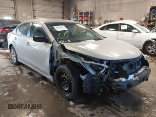 2015 Nissan Altima 2.5 S with VIN 1N4AL3AP3FC450926, listed as a IAAI auction lot 41599401 with 109,275 mi miles. Bid and sale history available at carsss.com. Image 6.