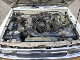 1993 Toyota Pickup DX with VIN JT4RN81P4P5168613, listed as a Copart auction lot 82611524 with 200,408 mi miles and Clean title. Bid and sale history available at DreamBid. Image 11.