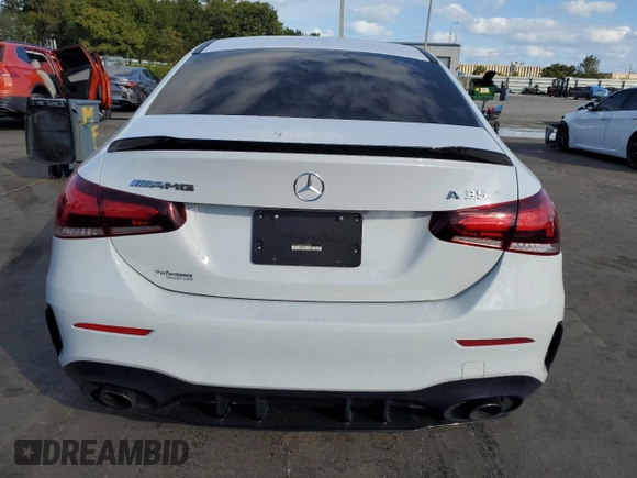 2021 Mercedes-Benz A 35 AMG z VIN W1K3G5BB9MJ283430, wystawiony jako Copart lot #88897585 z przebiegiem 53 206 mil mil oraz Nie do naprawy • Non repairable. Historia ofert i sprzedaży dostępna na DreamBid. Obrazek 6.