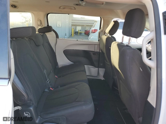 2020 Chrysler Pacifica Touring with VIN 2C4RC1FG7LR110210, listed as a Copart auction lot 43465505 with 72,704 mi miles and Salvage Title. Bid and sale history available at carsss.com. Image 11.