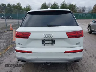 2017 Audi Q7 Premium Plus z VIN WA1LAAF72HD001749, wystawiony jako IAAI lot #41109368 z przebiegiem 120 063 mil mil oraz . Historia ofert i sprzedaży dostępna na DreamBid. Obrazek 15.