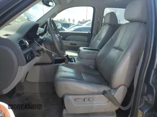 2008 GMC Yukon SLT w/4SB with VIN 1GKFC13078R184027, listed as a Copart auction lot 73635254 with 195,030 mi miles and Salvage Title. Bid and sale history available at carsss.com. Image 7.