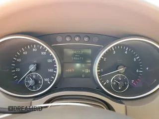 2007 Mercedes-Benz M 350 z VIN 4JGBB86E77A213015, wystawiony jako Copart lot #47637075 z przebiegiem 146 671 mil mil oraz Szkoda całkowita • Salvage title. Historia ofert i sprzedaży dostępna na DreamBid. Obrazek 9.
