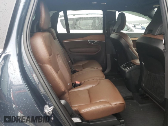 2022 Volvo XC90 Momentum with VIN YV4A22PK5N1852120, listed as a Copart auction lot 71234424 with 42,519 mi miles and Salvage title. Bid and sale history available at DreamBid. Image 11.