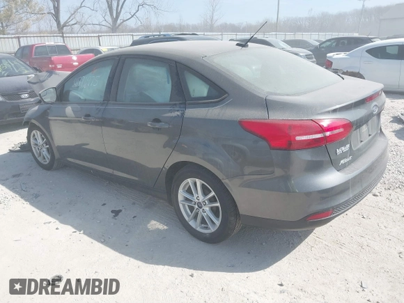 2017 Ford Focus SE с VIN 1FADP3F28HL204391, выставлен на аукционе IAAI как лот 41786975 с пробегом Не указан миль и . История ставок и продаж доступна на DreamBid. Изображение 3.