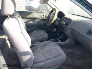 1997 Honda Civic DX with VIN 1HGEJ622XVL073128, listed as a IAAI auction lot 41721903 with 177,616 mi miles. Bid and sale history available at carsss.com. Image 5.