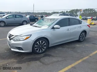 2017 Nissan Altima 2.5 SR with VIN 1N4AL3AP9HC189000, listed as a IAAI auction lot 41491223 with 149,013 mi miles. Bid and sale history available at carsss.com. Image 2.